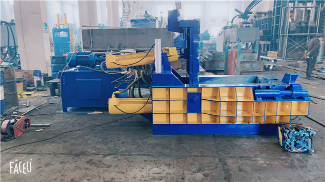 Máquina de 125 Ton Small Scrap Metal Baler para as latas de alumínio de aço de cobre 3 de UBC