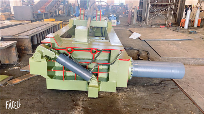 Máquina de 125 Ton Small Scrap Metal Baler para as latas de alumínio de aço de cobre 2 de UBC