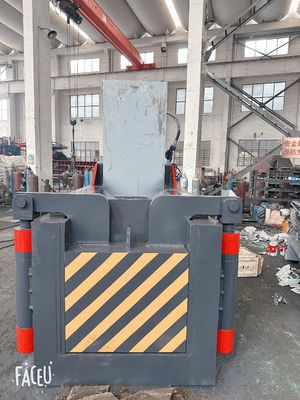 comprar Pressão para empilhadeira de resíduos metálicos hidráulica de 200T / máquina de empilhadeira de reciclagem de metais com controle PLC online manufacture